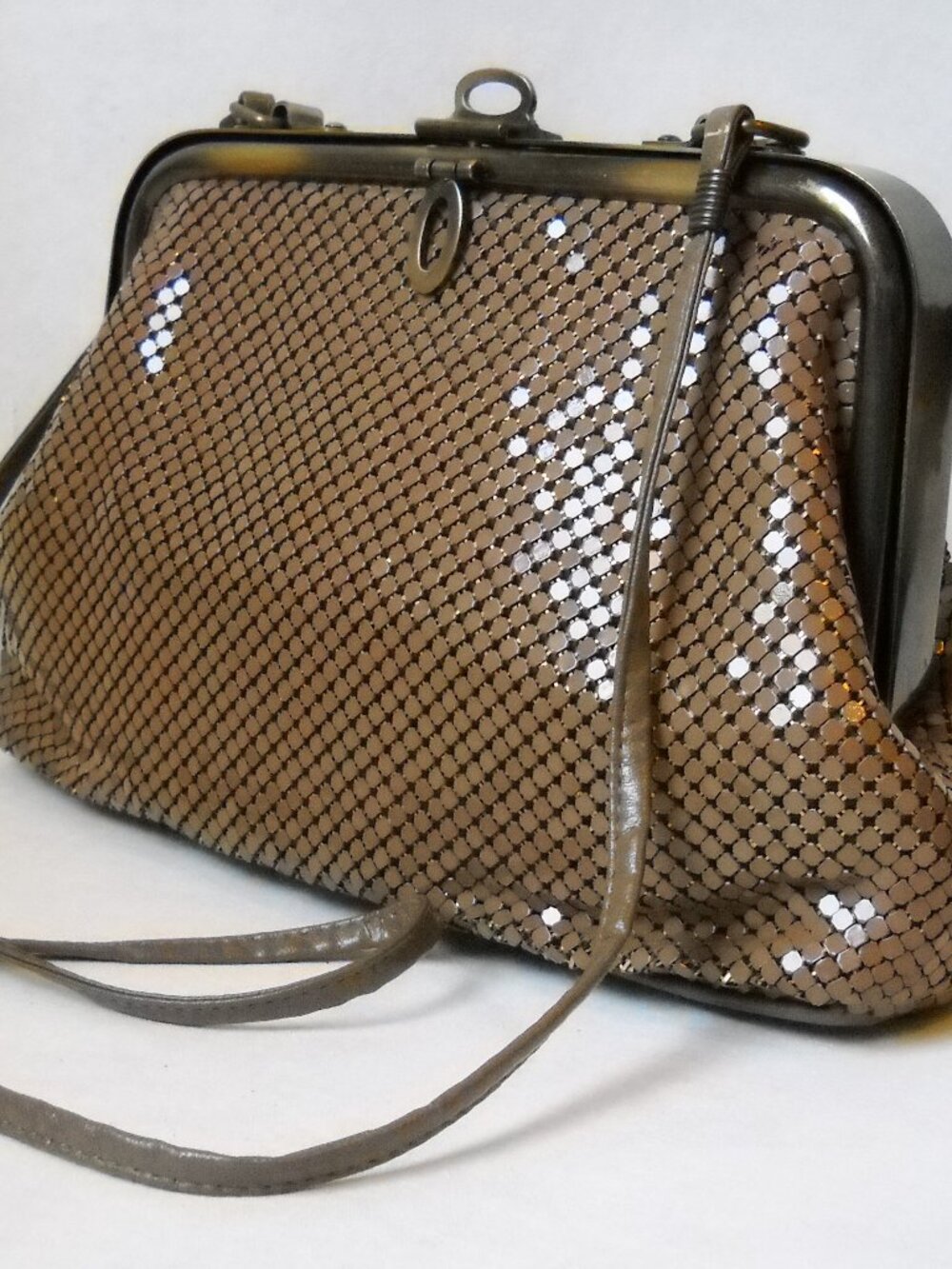 Brown Metal Mesh Purse Day Evening Shoulder Bag Unique Antique Brass Frame